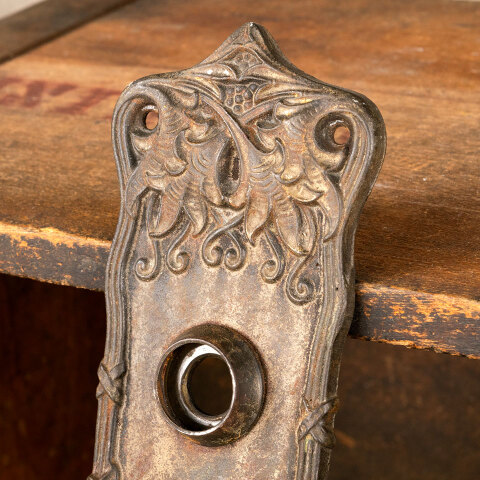 #44912 Antique Ornate Doorknob Backplate Hardware image 2