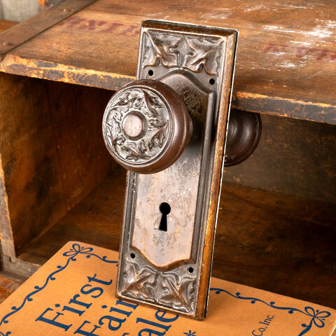 #44918 Antique Penn Gerard Door Hardware Set image 2