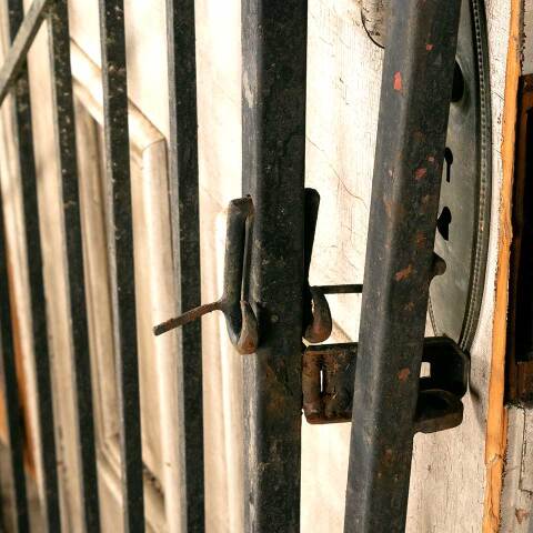 #45128 Vintage Wrought Iron Driveway Gates image 2