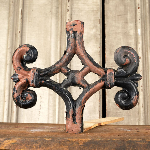 #45190 Salvaged Cast Iron Architectural Ornament image 3