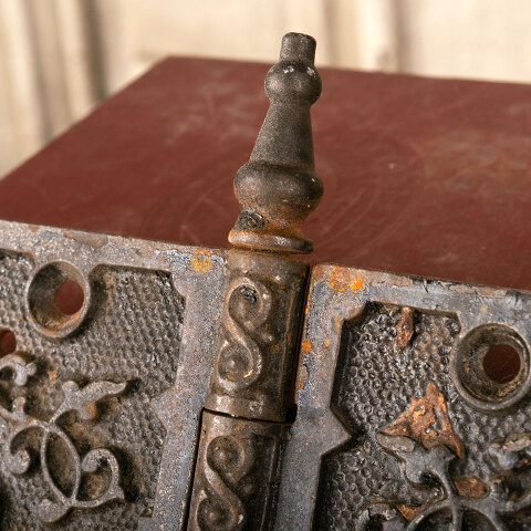 #45296 5" x 4" Antique Steeple Finial Door Hinge image 4