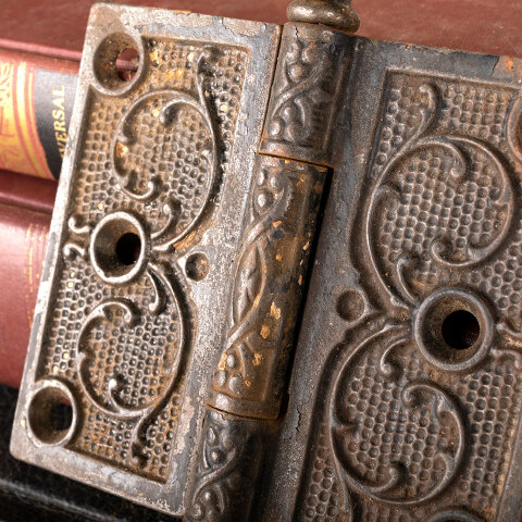 #45299 3 1/2" x 4" Antique Steeple Finial Door Hinge image 3