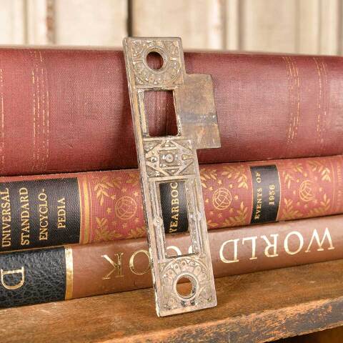 #45928 Antique Ornate Cast Iron Door Strike Plate image 2