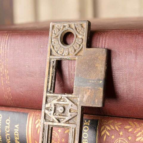 #45928 Antique Ornate Cast Iron Door Strike Plate image 5