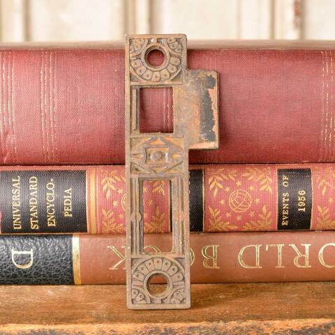 #45928 Antique Ornate Cast Iron Door Strike Plate image 6