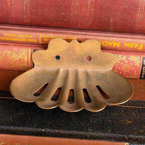 #45945 Antique Brass Scalloped Wall Mount Soap Dish image 5