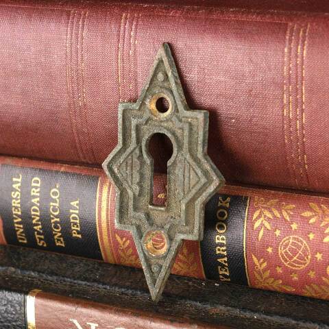 #46142 Antique Ornate Bronze Keyhole Escutcheon image 3