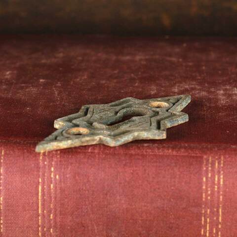 #46142 Antique Ornate Bronze Keyhole Escutcheon image 5