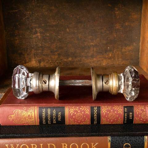 #46145 Antique Octagonal Petite Glass Doorknob Set image 2