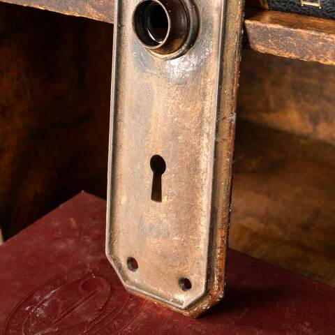 #46203 Antique Arts & Crafts Doorknob Backplate image 5