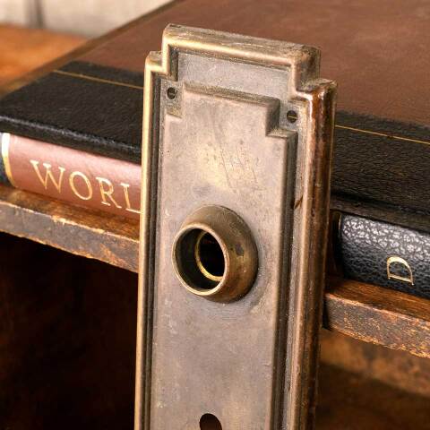 #46205 Antique Arts & Crafts Doorknob Backplate image 4