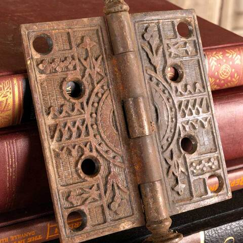 #46264 4 1/2" Antique Ornate Door Hinge Hardware image 4