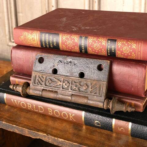 #46264 4 1/2" Antique Ornate Door Hinge Hardware image 6