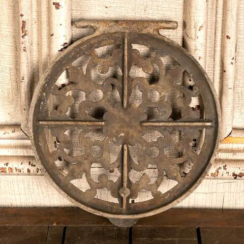 #46294 Antique Decorative Round Cast Iron Door image 3