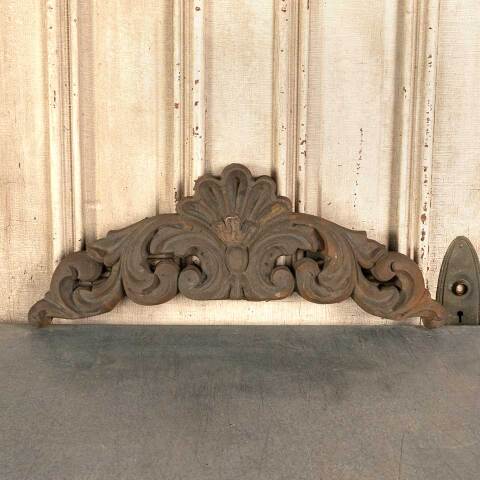 #46303 Salvaged Antique Cast Iron Building Ornament image 2