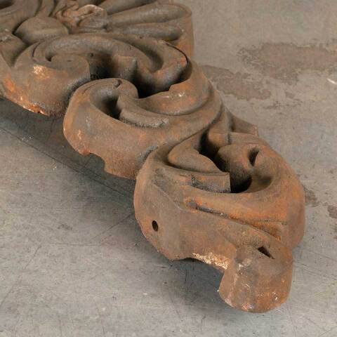 #46303 Salvaged Antique Cast Iron Building Ornament image 6