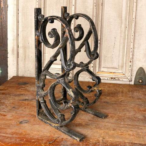#46655 Pair of Heavy Antique Cast Iron Brackets image 8