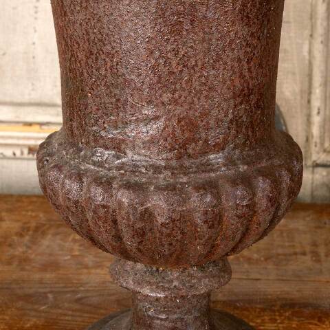 #46924 Salvaged Rusty Cast Iron Garden Planter Urn image 8