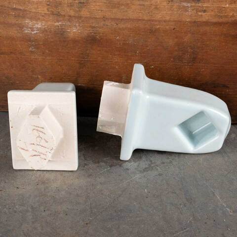 #47252 Vintage Ceramic Towel Bar Holders image 5