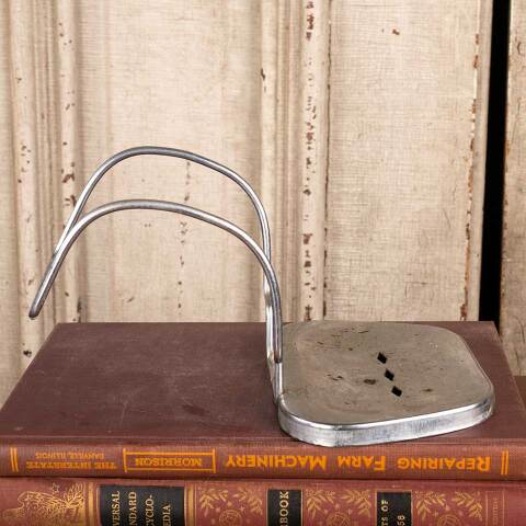 #47270 Antique Clawfoot Tub Rim Soap Holder image 2