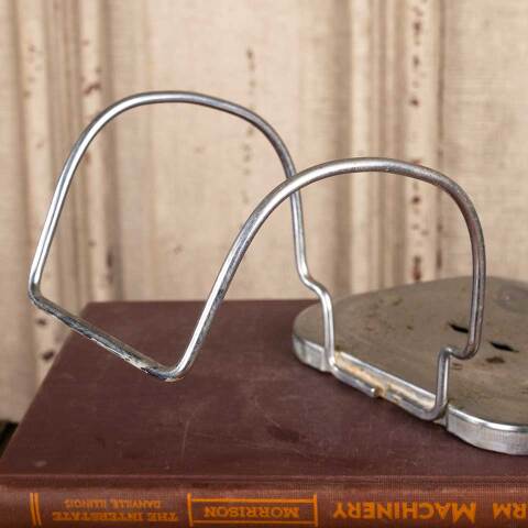 #47270 Antique Clawfoot Tub Rim Soap Holder image 3