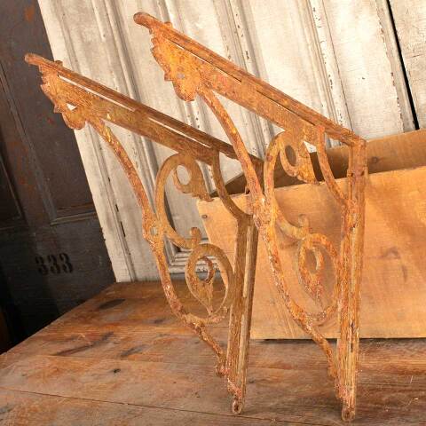 #47328 Antique Cast Iron Marble Top Sink Brackets image 2