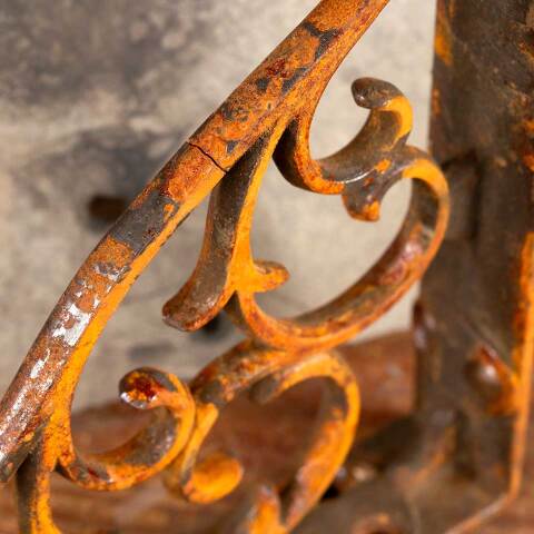 #47408 Antique Ornate Cast Iron Shelf Bracket image 3