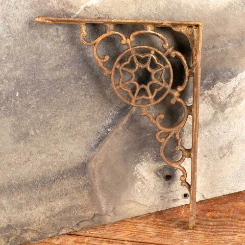 #47409 Antique Ornate Cast Iron Shelf Bracket image 3