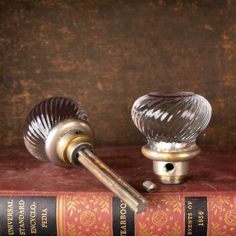 #47465 Antique Corbin Spiral Glass Doorknob Set image 7