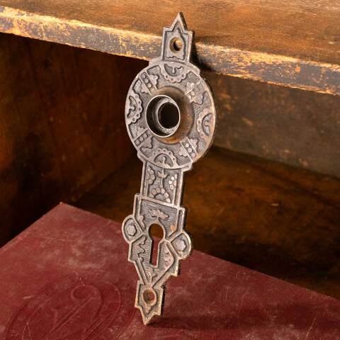 #47470 Antique Victorian Doorknob Backplate image 6