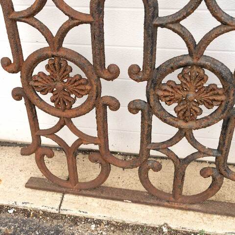 #47518 Antique Ornate Cast Iron Fencing Section image 5