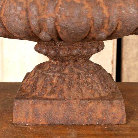 #47542 Small 11" Rusty Cast Iron Garden Urn Planter image 3