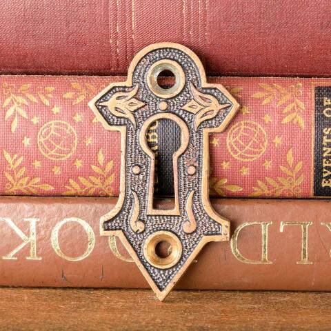 #47822 Antique Ornate Bronze Keyhole Escutcheon image 2