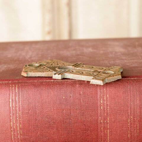 #47823 Antique Ornate Bronze Keyhole Escutcheon image 5