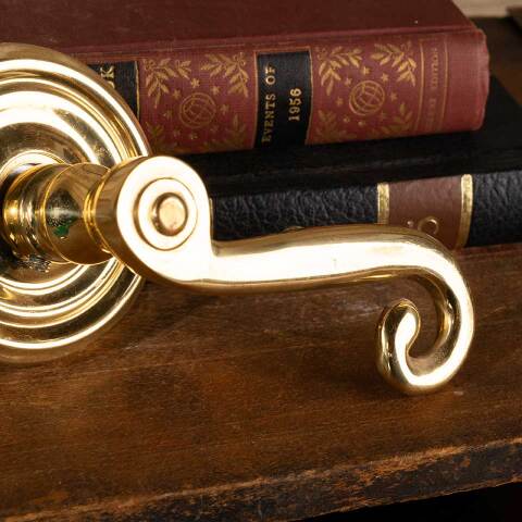 #47847 Salvaged Polished Brass Dummy Lever Handle image 3