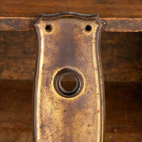 #47917 Antique Arts & Crafts Doorknob Backplate image 4