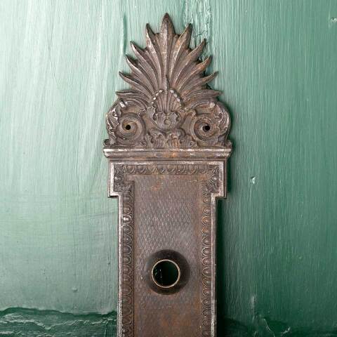 #47992 Antique Ohio Statehouse Doorknob Backplate image 2