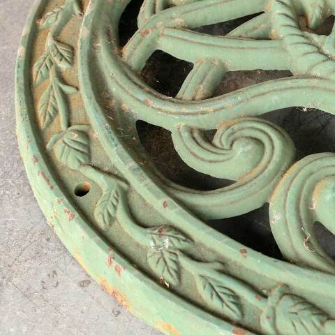 #48103 Salvaged Ornate Round Cast Iron Base image 4