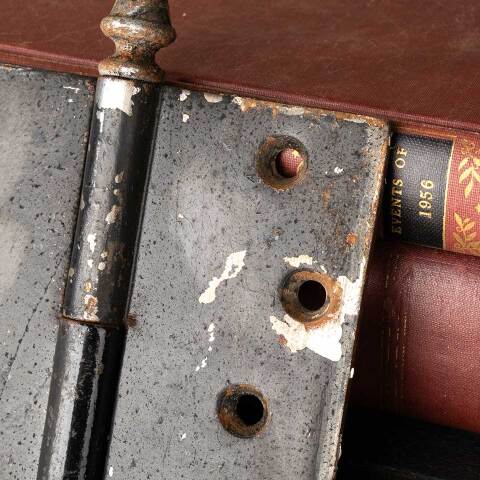 #48325 Antique 4" x 4 1/2" Left Lift Off Door Hinge image 4