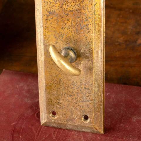 #48429 Antique Doorknob Backplate w/ Thumb Turn image 4