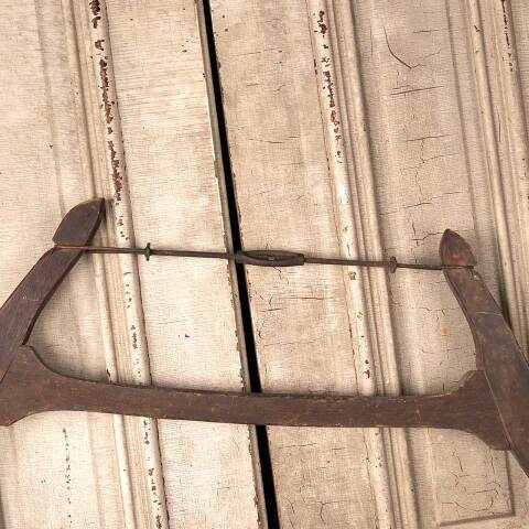 #48850 Antique Buck Bow Wood Handsaw image 3