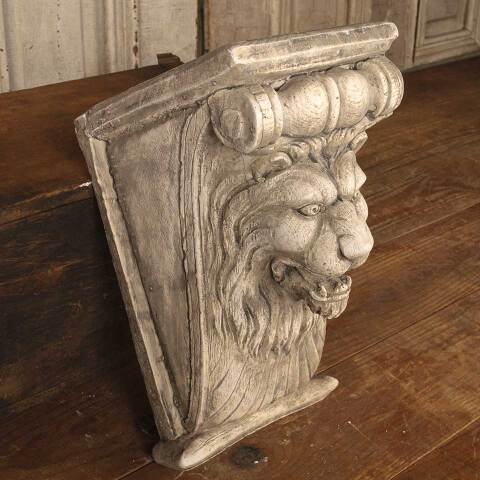 #49532 Cast Plaster Lion Bracket Wall Hanging image 3