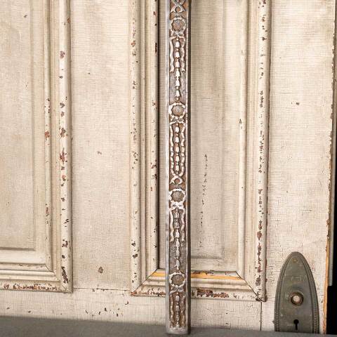 #49617 25x30 Antique Cast Iron Fireplace Surround image 3