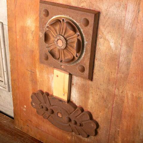 #49627 Antique Wall Anchor Plates Foundry Mold image 4