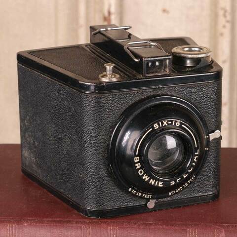 #49778 Antique Brownie Special Six-16 Camera image 5