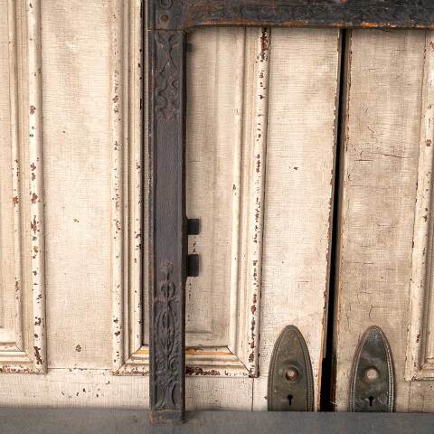 #50100 25x30 Antique Cast Iron Fireplace Surround image 3