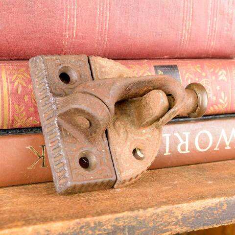 #50113 Antique Ornate Cast Iron Window Sash Lock image 7