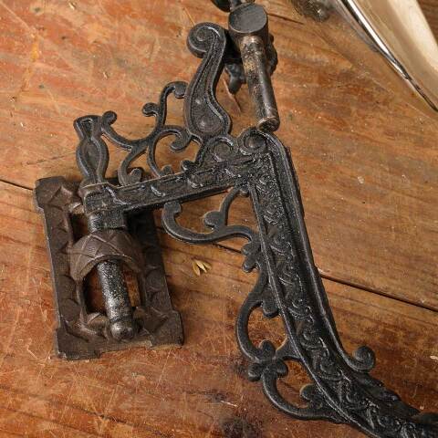 #50191 Cast Iron Wall Mount Oil Lamp Sconce image 7