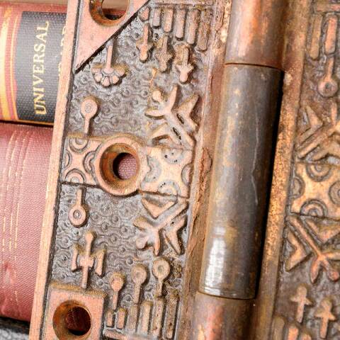 #50369 3 1/2" Antique Ornate Cast Iron Door Hinge image 3