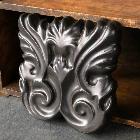 #50393 Vintage Cast Plaster Decorative Ornament image 2